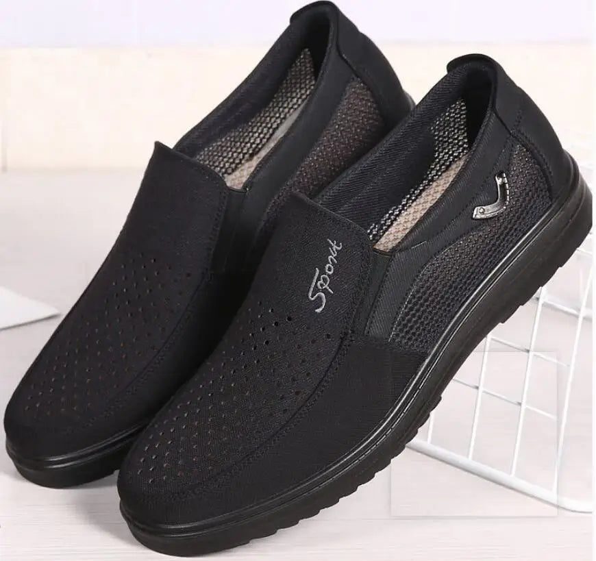 New Comfortable Men Casual Shoes Breathable Mesh Summer Men Shoes New Non-slip Lightweight Sneakers for Men Big Size 38-48