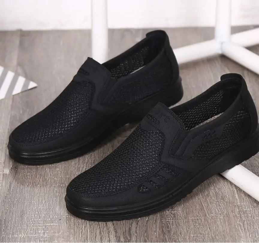 New Comfortable Men Casual Shoes Breathable Mesh Summer Men Shoes New Non-slip Lightweight Sneakers for Men Big Size 38-48