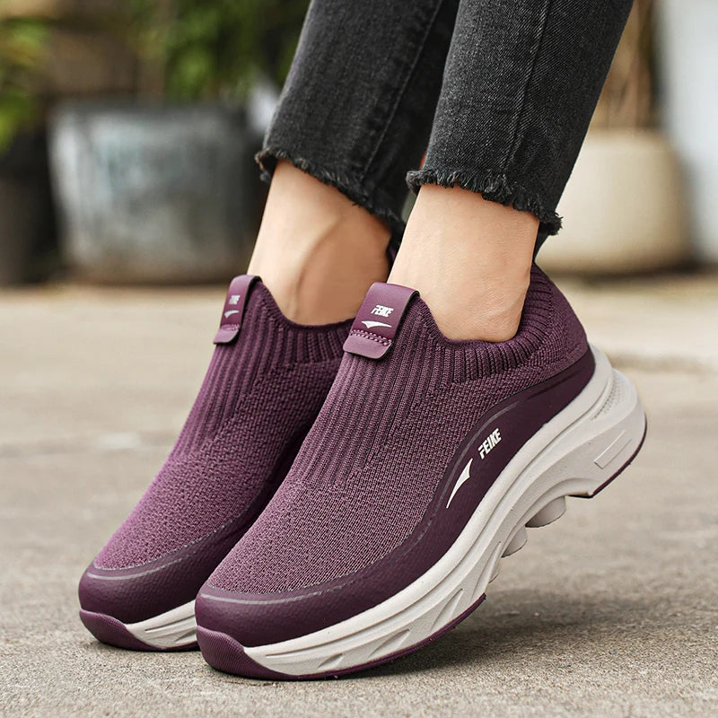 High quality soft soles comfortable middle-aged and elderly father sports walking shoes mother non-slip outdoor casual shoes