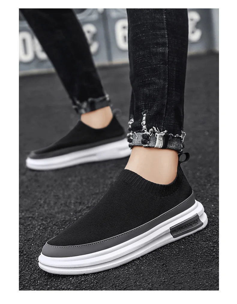 Summer Breathable Slip on Sneakers Fashion Casual Platform Shoes Men Knitting Loafers Moccasins Slip Flats Non-slip Casual Shoes