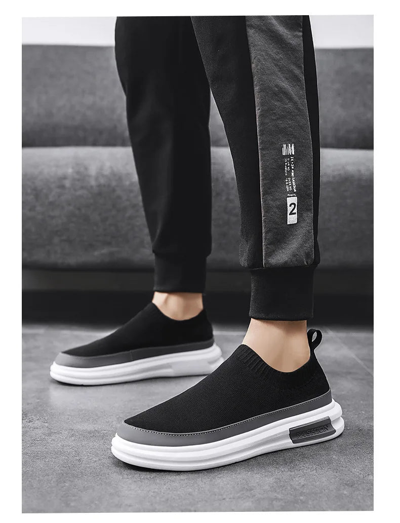 Summer Breathable Slip on Sneakers Fashion Casual Platform Shoes Men Knitting Loafers Moccasins Slip Flats Non-slip Casual Shoes